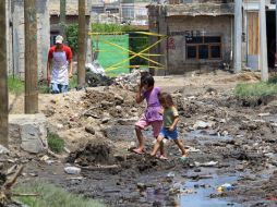 Más de 200 fincas resultaron dañadas en colonias de Zapopan.  /