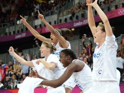 Las jugadoras francesas celebran al final del juego. AFP  /