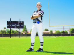 Rompe paradigmas. Por primera vez en la historia de la NFL, una mujer integrará el cuerpo arbitral en un partido. CORTESÍA NFL  /