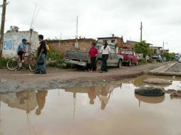 Elementos de Protección Civil del municipio siguen realizando revisiones en las zonas de mayor riesgo de inundaciones. ARCHIVO  /