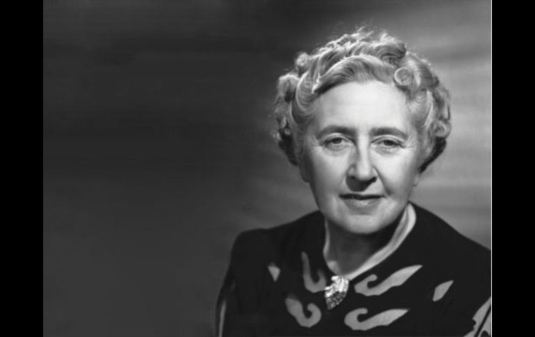 Una estatua de bronce de Agatha Christie será construida en Londres como homenaje de la célebre autora. ESPECIAL  /