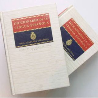 Fundéu BBVA: ''denostar'': verbo irregular, conjuga como ''contar''