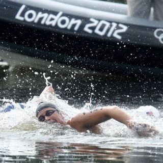 Eva Risztov se lleva la natación de 10 km