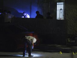 Las autoridades investigan el sitio de hallazgo, los cuerpos han sido canalizados sl Semefo. ARCHIVO  /