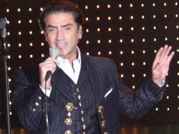 Alejandro Fernández ha vendido más de 20 millones de copias a nivel internacional. ARCHIVO  /