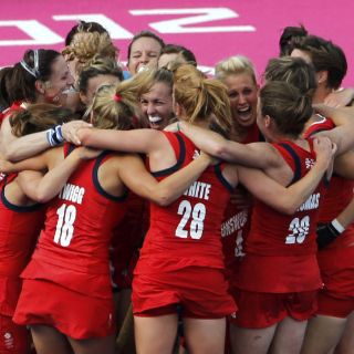 Gran Bretaña es de bronce en hockey femenil