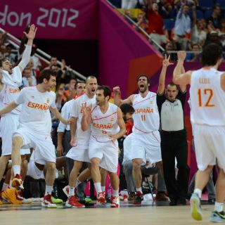 España clasifica a la final de basquetbol