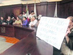 Educadores Jaliscienses, Coto de la Reina, Valle de la Reina y el Fraccionamiento San Mateo padecen a la maloliente vecina.  /