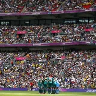 La afición mexicana anota el primer gol