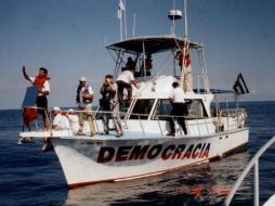 Barco Democracia, desde el cual se lanzarán los fuegos artificiales como mensaje al pueblo cubano. ESPECIAL  /
