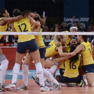 Brasil es bicampeona en voleibol