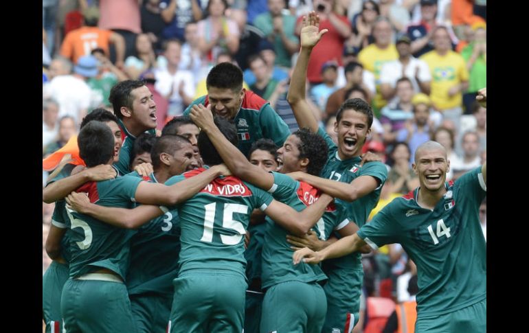 El oro mexicano en futbol representa uno de los momentos más memorables en estos Olímpicos. XINHUA  /