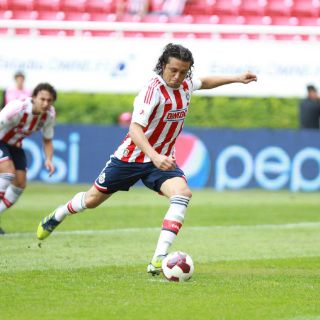Reynoso está apenado por mala racha en Chivas