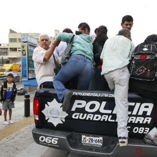 Enrique Aubry llama a transportistas a no afectar el servicio