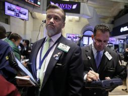 La jornada se vio marcada por la fuerte ralentización de la economía japonesa. AP  /