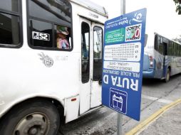 El experto apunta que en Guadalajara no existe un sistema de transporte público, “cada ruta anda por su lado''.  /