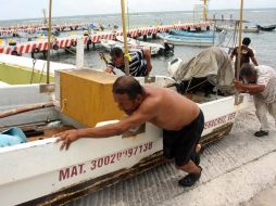 La Capitanía de Puerto alerta a las embarcaciones para que estén al pendiente de la información meteorológica. ARCHIVO  /
