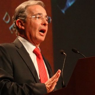Uribe pensó en atacar a las FARC en Venezuela