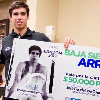 Gobernador de BC reconoce a Daniel Corral