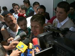 Oribe Peralta arribó ayer a la Comarca Lagunera tras su destacada actuación en Londres 2012. ARCHIVO  /