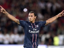 EL jugador de Suecia, Zlatan Ibrahimovic está en duda para el encuentro del miércoles contra Brasil debido a una lesión en el pie. AFP  /