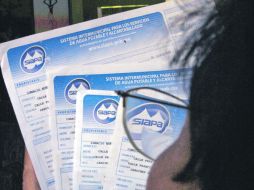 Los diputados  perderán la facultad de dar el voto final a las tarifas del agua.  /