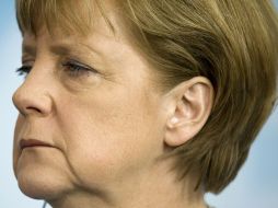 La canciller federal alemana Angela Merkel creó un sistema de rechazo a las críticas internas, según opositores de su partido. ARCHIVO  /