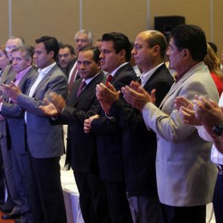 Pide Aristóteles a alcaldes cuidar proceso de transición