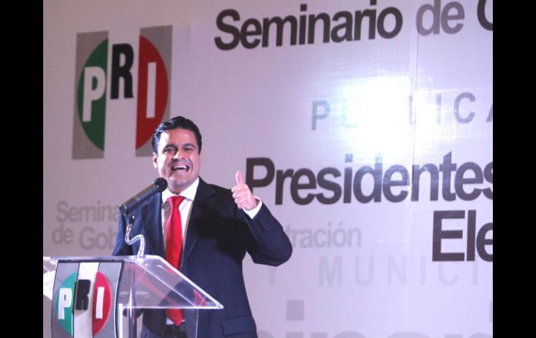 Sandoval Díaz manifestó que continúa su postura para apoyar la nueva línea del Tren Ligero.  /