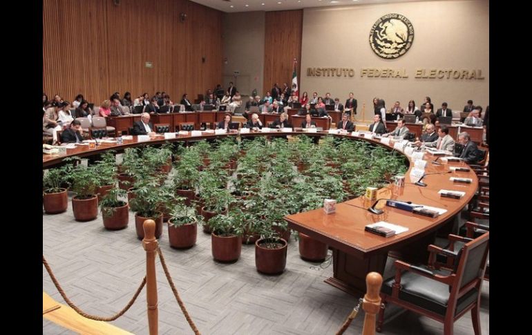 El IFE declaró infundada la queja presentada por Carmen Aristegui contra un promocional del Movimiento Progresista. ARCHIVO  /