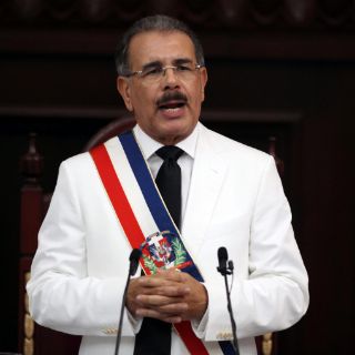 Danilo Medina asume la presidencia de República Dominicana