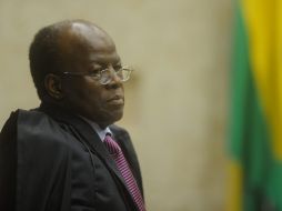 El magistrado Joaquim Barbosa, primero de los once miembros del STF, en pronunciar su voto por ser el juez instructor del proceso. EFE  /