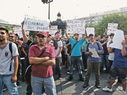 Afiliados al Sindicato de Trabajadores de Mano de Obra relizaron una serie de manifetaciones en contra del alza del pasaje en camiones.  /