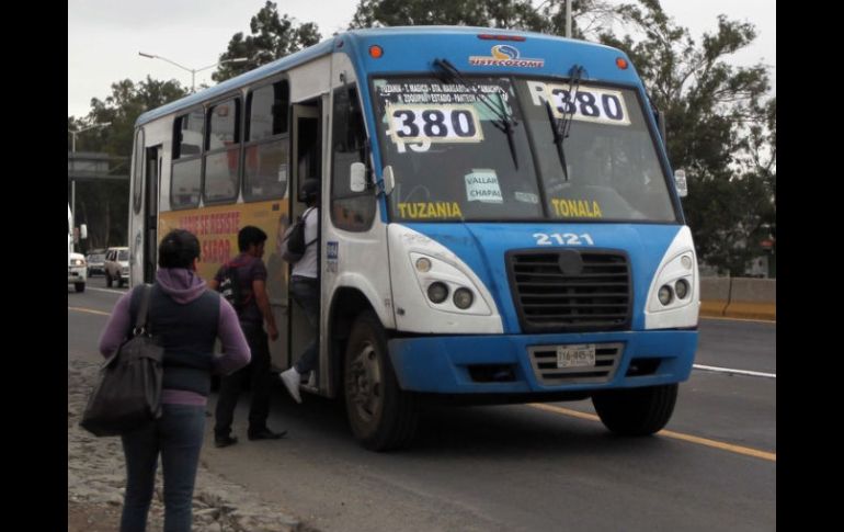 A partir del mes de septiembre subirá a siete pesos la tarifa del transporte público. ARCHIVO  /
