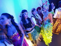 Las candidatas a Miss Mundo 2012, durante los ensayos para la gala final de este concurso. EFE  /