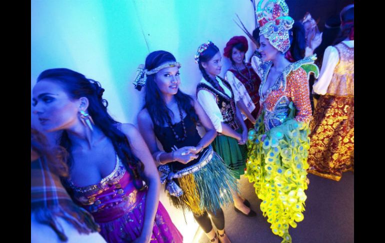 Las candidatas a Miss Mundo 2012, durante los ensayos para la gala final de este concurso. EFE  /