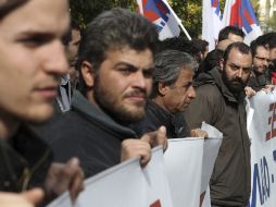 Aunque las medidas de rescate han sucitado el descontento popular en Grecia, Alemania sostiene que es la mejor solución. ARCHIVO  /