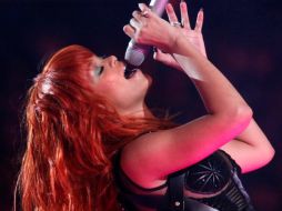 A pesar de la golpiza, Rihanna dice haberse preocupado por la imagen de Chris Brown. ARCHIVO  /