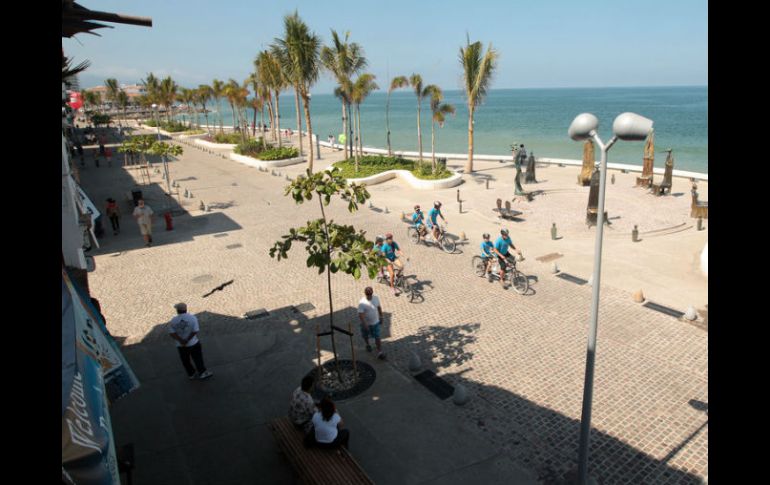 Los destinos más atractivos del Estado son Puerto Vallarta y Guadalajara. ARCHIVO  /