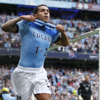 Carlos Tevez anota gol en triunfo del ManCity