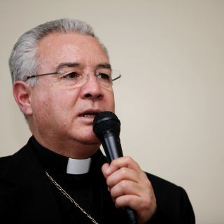 Cardenal cuestiona dinero ''de dudosa procedencia'' en campañas