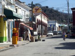 Vista general de una calle en el centro de Teocuitatlán de Corona. ARCHIVO  /