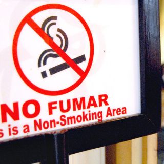 Descongelan ley estatal para no fumadores