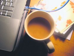 Propensión.- Los jóvenes prefieren sacrificar su comodidad por la posibilidad de seguir conectados por medio de la tecnología. ESPECIAL  /