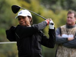 Condoleezza Rice es una de las primeras mujeres que forman parte del club de golf otrora ''exclusivo'' para hombres. AFP  /