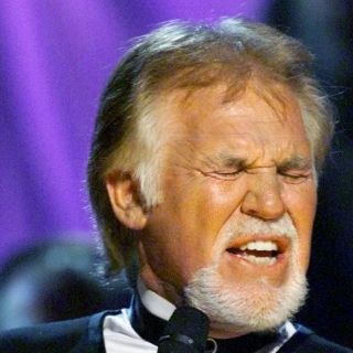 Kenny Rogers llega a 74 con arranque de gira en Australia