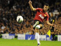 El holandés Robin van Persie entró de cambio pero sin marcar diferencias en debut con el ManU tras dejar al Arsenal. EFE  /