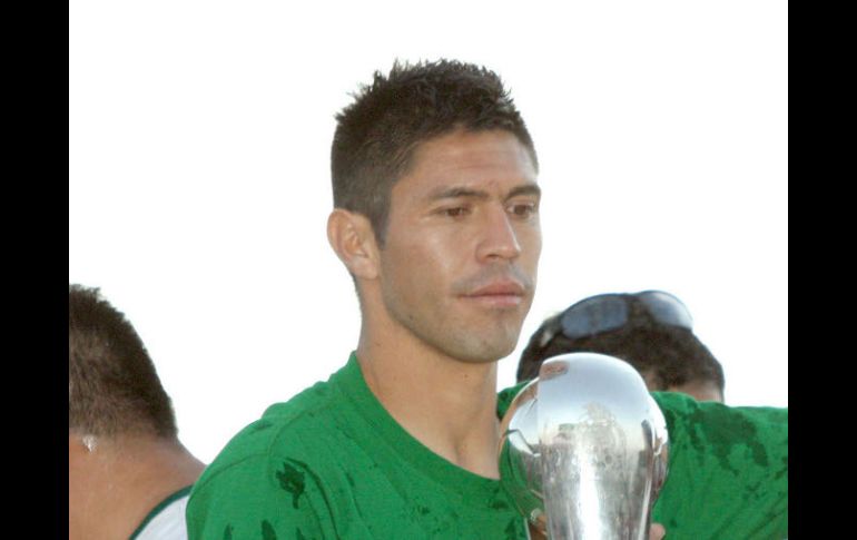 El Wolfsburgo se une al Deportivo la Coruña como posibles destinos del delantero de moda en México. ARCHIVO  /