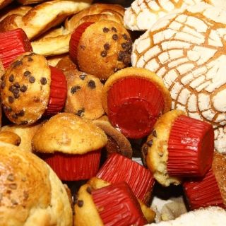 Economía revisa posible importación libre de huevo