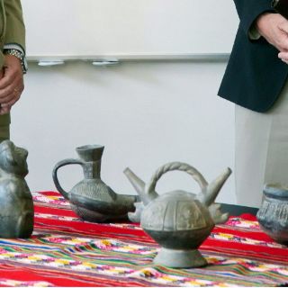 Perú recupera en Suiza cuatro piezas de cerámica precolombina